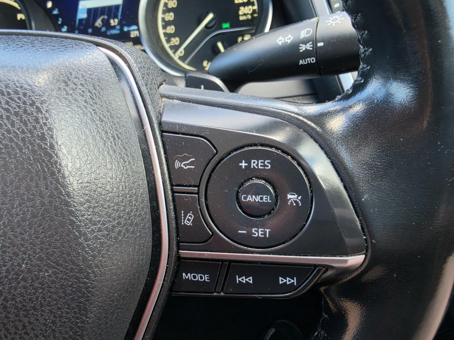 2019 Toyota Camry AXVH71R SL Sedan Image 28