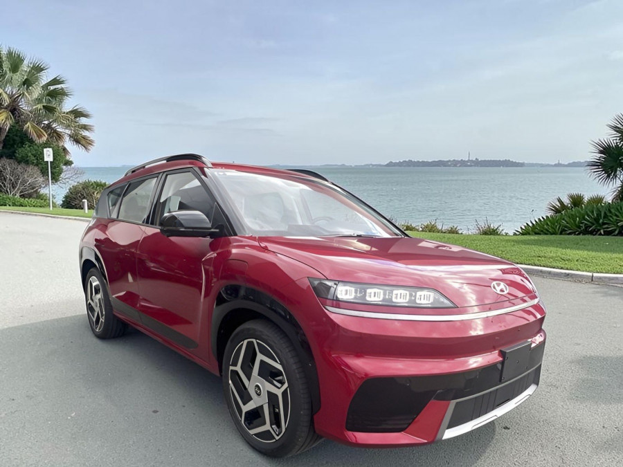 2026 Hyundai ELEXIO OE1.V1 Elite SUV Image 1