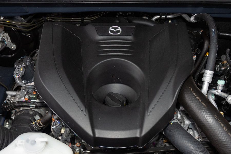 2025 Mazda BT-50 TF GT Cab Chassis Image 17