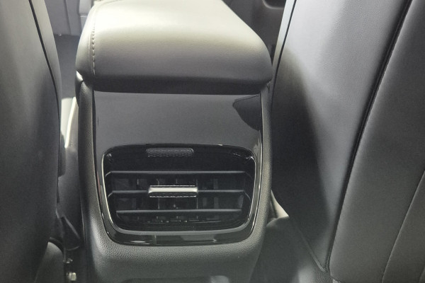 2026 Jaecoo J5  Summit SUV Image 10