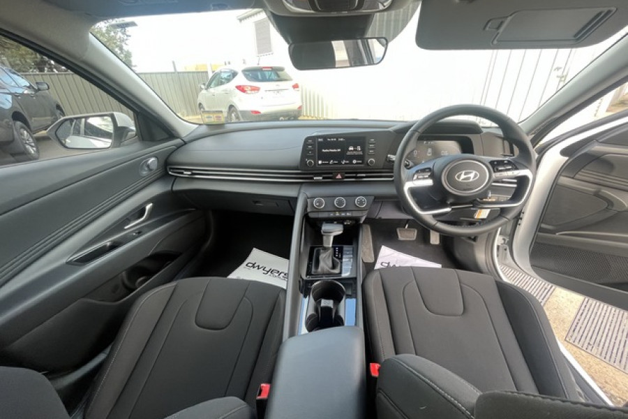 2024 Hyundai i30 CN7.V2  Sedan Image 7