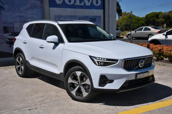 2024 MY25 Volvo XC40  Ultra B4 Bright SUV