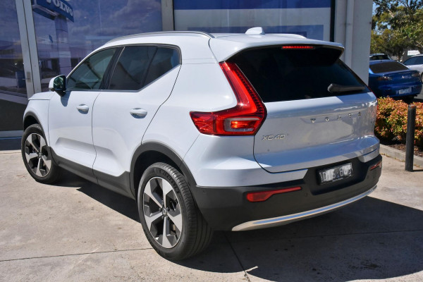 2024 MY25 Volvo XC40  Ultra B4 Bright SUV Image 3