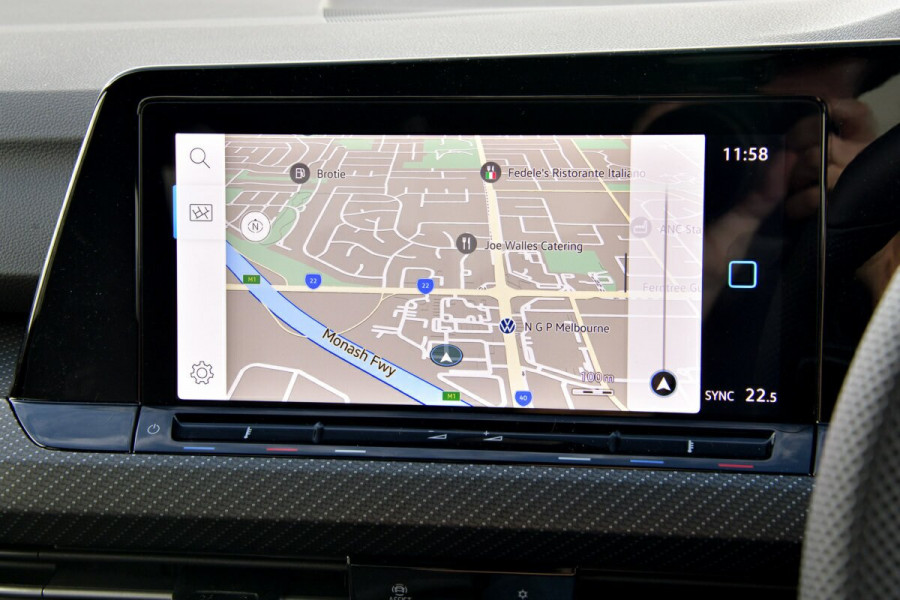 2024 Volkswagen Golf 8 110TSI R-Line Hatch Image 14