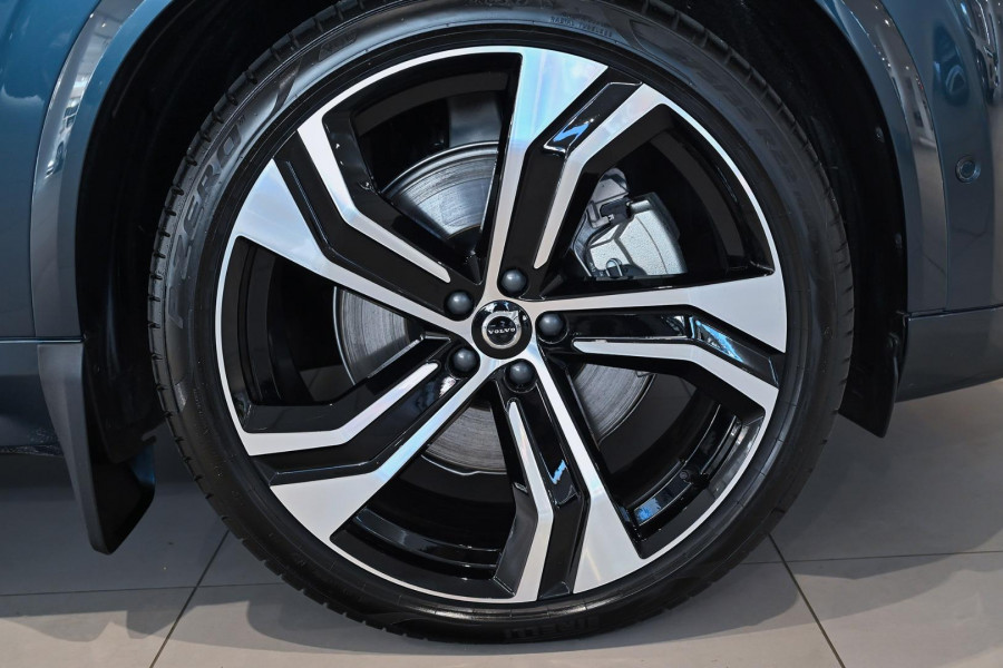 2024 MY25 Volvo XC90  Ultra T8 Plug-In Hybrid SUV Image 22