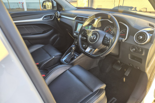 2021 MG ZS AZS1 Essence SUV Image 11