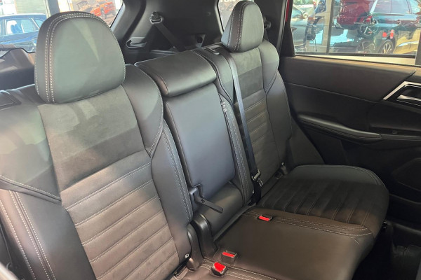 2024 Mitsubishi Outlander ZM Aspire SUV Image 14