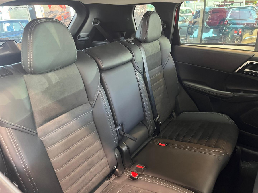 2024 Mitsubishi Outlander ZM Aspire SUV Image 14
