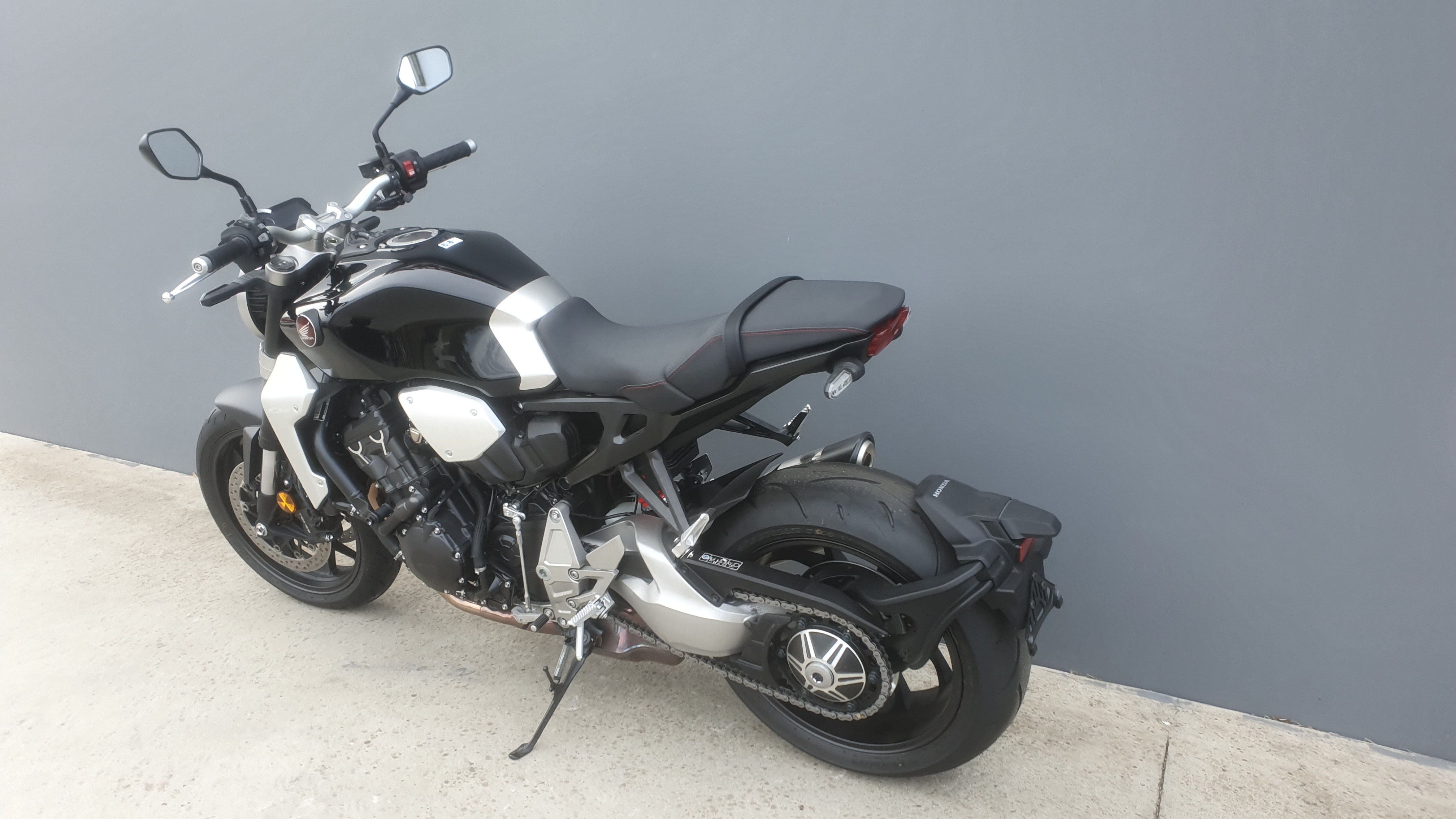 2019 Honda CB1000R Motorcycle Image 12