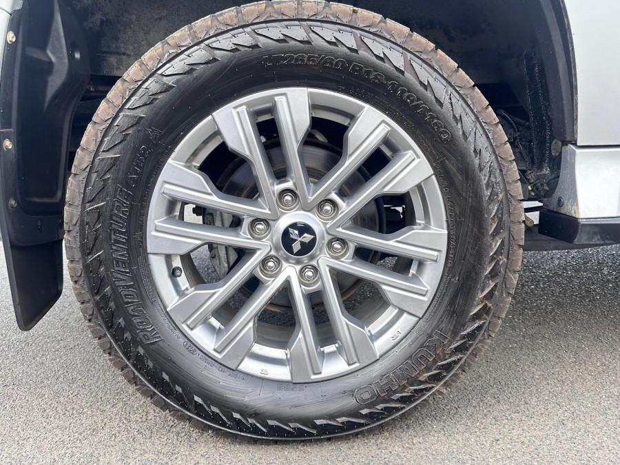 2020 Mitsubishi Pajero Sport QF GLX SUV Image 12