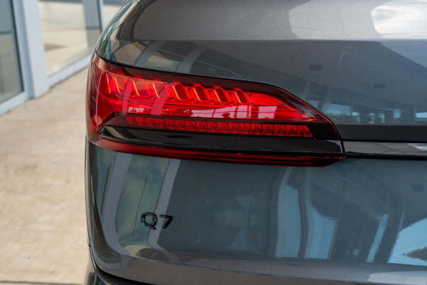 2025 Audi Q7 4M TDI 170kW SUV image 24