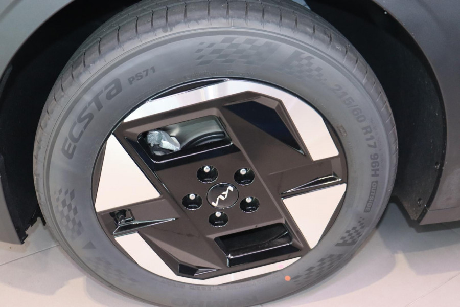 2026 MY27 Kia EV3 SV Air Long Range SUV Image 6