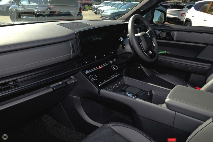 2025 Hyundai Santa Fe MX5.V1 Hybrid Calligraphy SUV Image 7