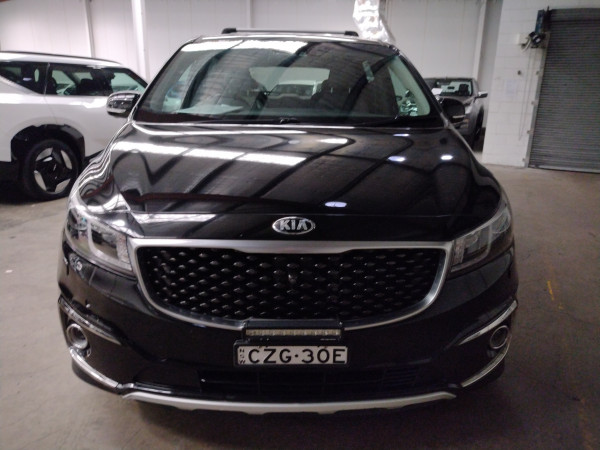 2015 MY16 Kia Carnival YP Platinum People Mover image 8