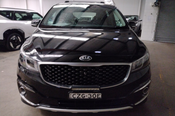 2015 MY16 Kia Carnival YP Platinum People Mover