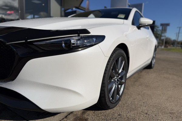 2026 MY25 Mazda 3 BP Series G20 Evolve Hatch Image 11