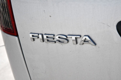 2005 Ford Fiesta WP LX Hatchback Image 5