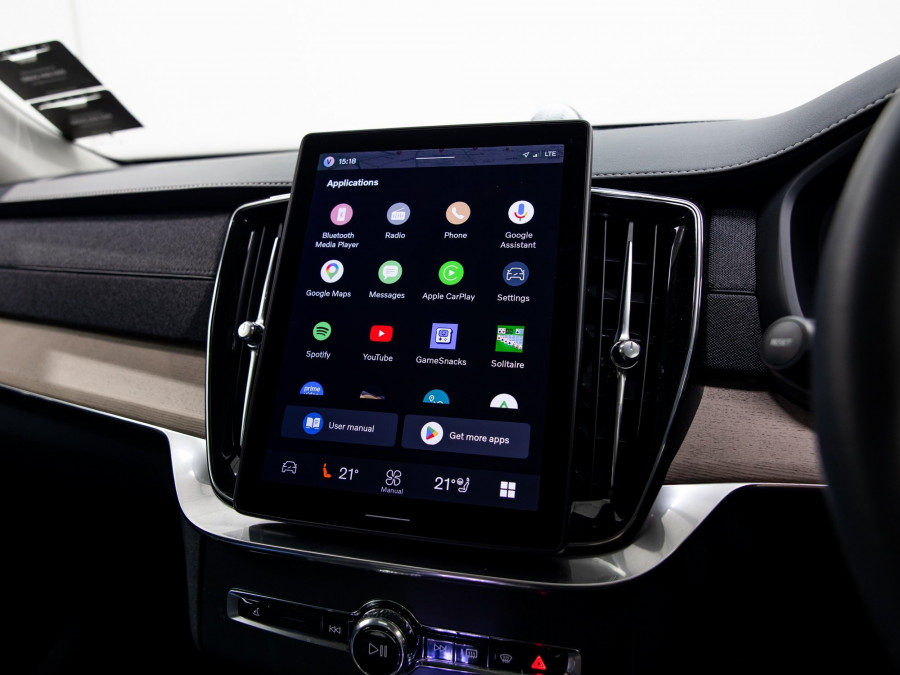 2025 Volvo XC90 L Series Ultra T8 Plug-In Hybrid SUV Image 15