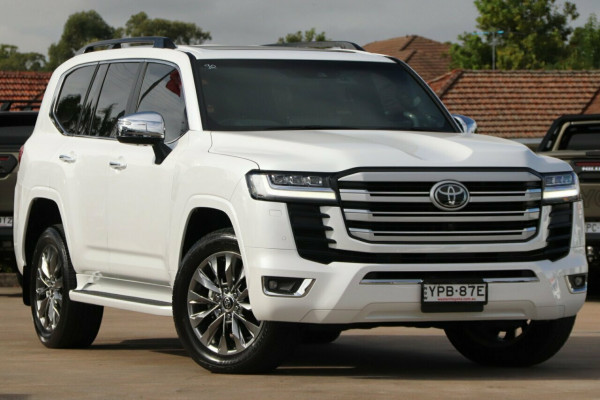 2024 Toyota LandCruiser FJA300R Sahara ZX SUV