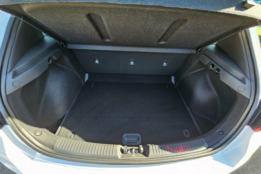 2024 MY25 Hyundai i30 PDe.V6  N Line Premium Hatch Image 13