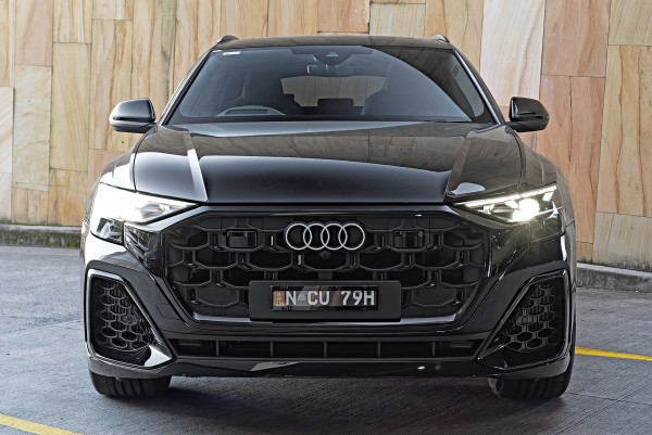 2026 Audi Q8 F1 TFSI 250kW S line SUV image 4