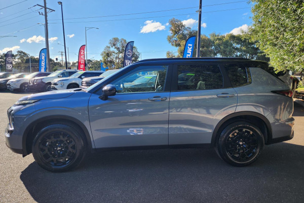 2025 Mitsubishi Outlander ZM LS SUV Image 4