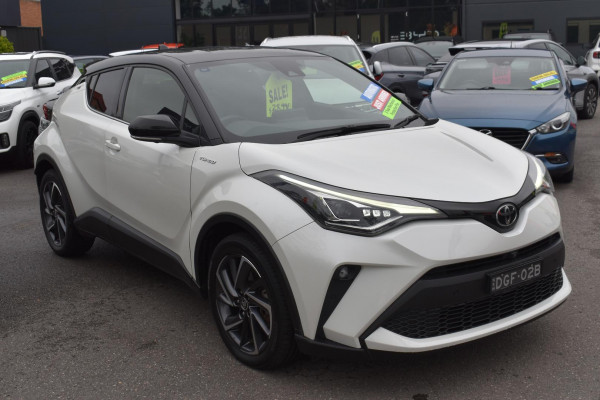 2020 Toyota C-HR NGX Koba SUV Image 4