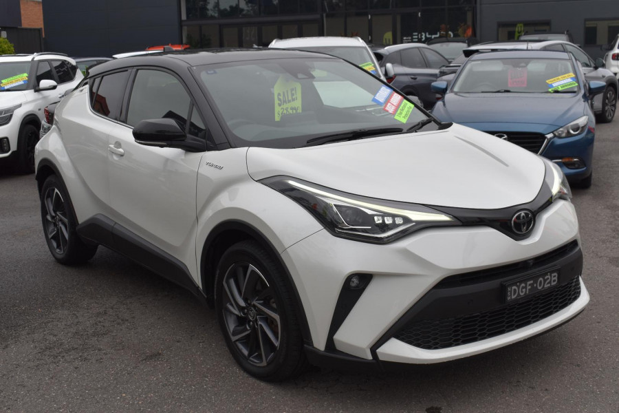 2020 Toyota C-HR NGX Koba SUV Image 4