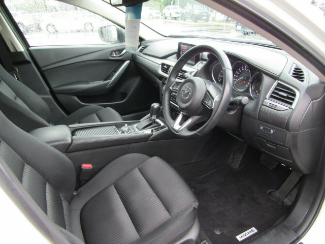 2017 Mazda 6 GL1031 Sport SKYACTIV-Drive Wagon Mobile Image 18