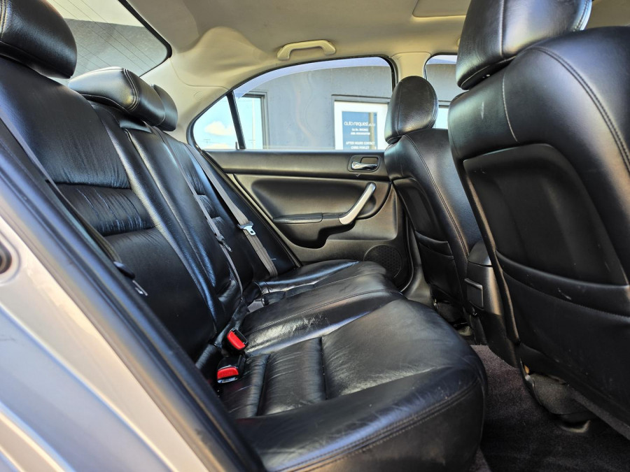 2004 Honda Accord Euro 7th Gen Luxury Sedan Image 15