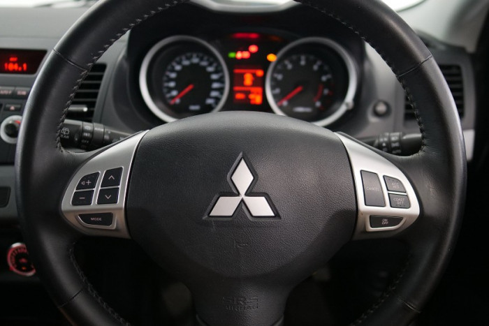 2010 Mitsubishi Lancer CJ MY10 VR Hatchback Image 9