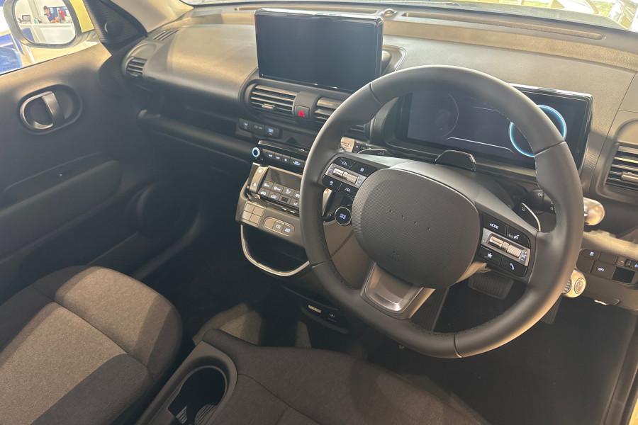 2025 Hyundai Inster  Standard Range SUV Image 11