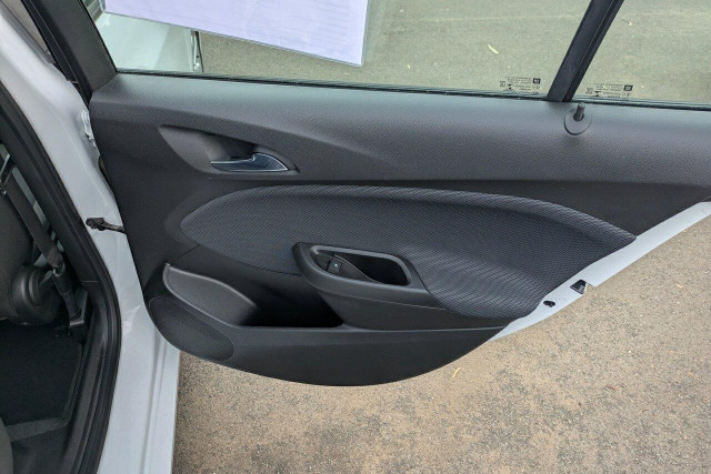 2017 Holden Astra BL LS Sedan Image 10