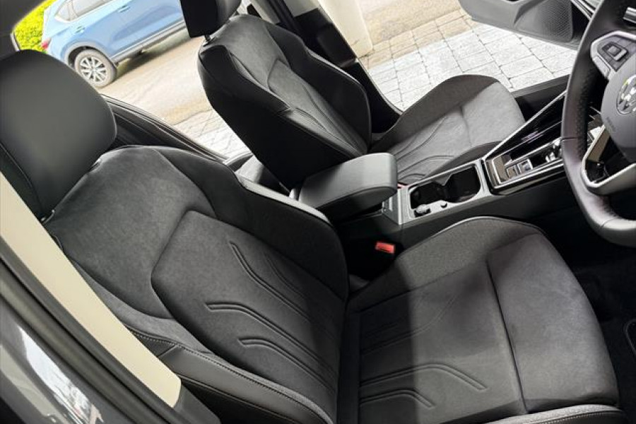 2024 Volkswagen Golf 8 110TSI Hatch Image 16