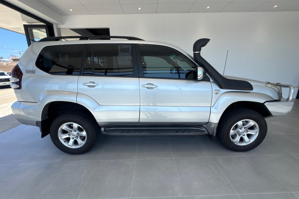 2007 Toyota LandCruiser Prado KDJ120R GXL Wagon Image 8