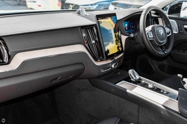 2026 Volvo XC60 UZ Ultra B5 Dark SUV Image 7