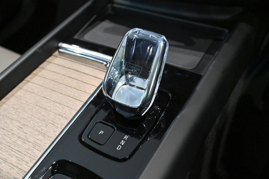 2026 Volvo XC60 UZ Plus B5 Bright SUV Image 18