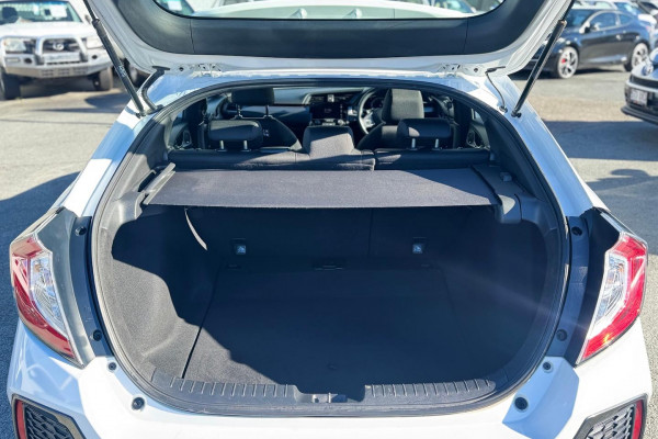 2019 Honda Civic 10th Gen VTi Sedan Image 14