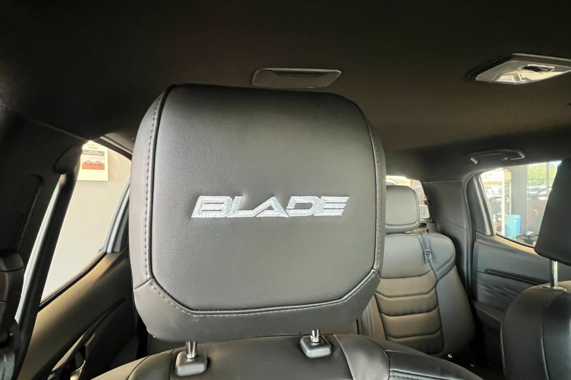 2024 Isuzu D-MAX RG BLADE Ute Image 12