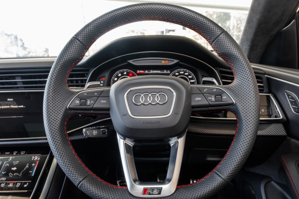 2026 Audi RS Q8 F1 TFSI performance SUV image 9