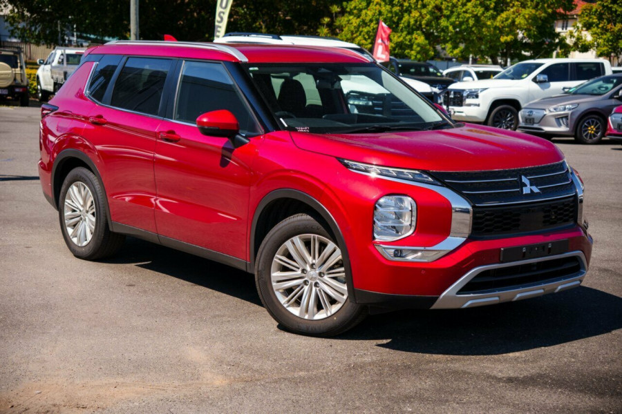 2024 Mitsubishi Outlander ZM LS SUV Image 1
