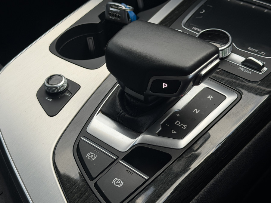 2018 MY19 Audi Q7 4M 45 TDI SUV Image 28