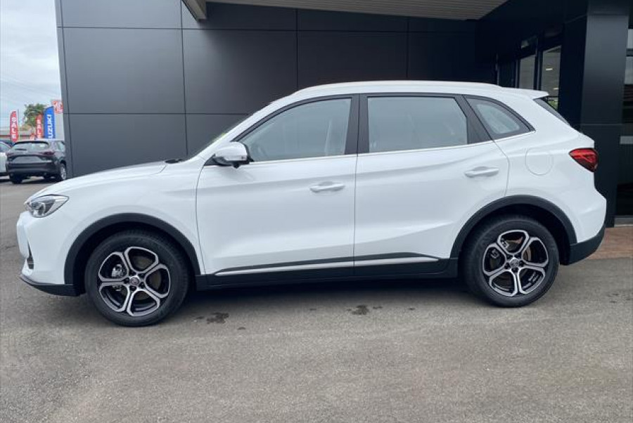 2025 MG ZS ZS32 Essence SUV Image 6