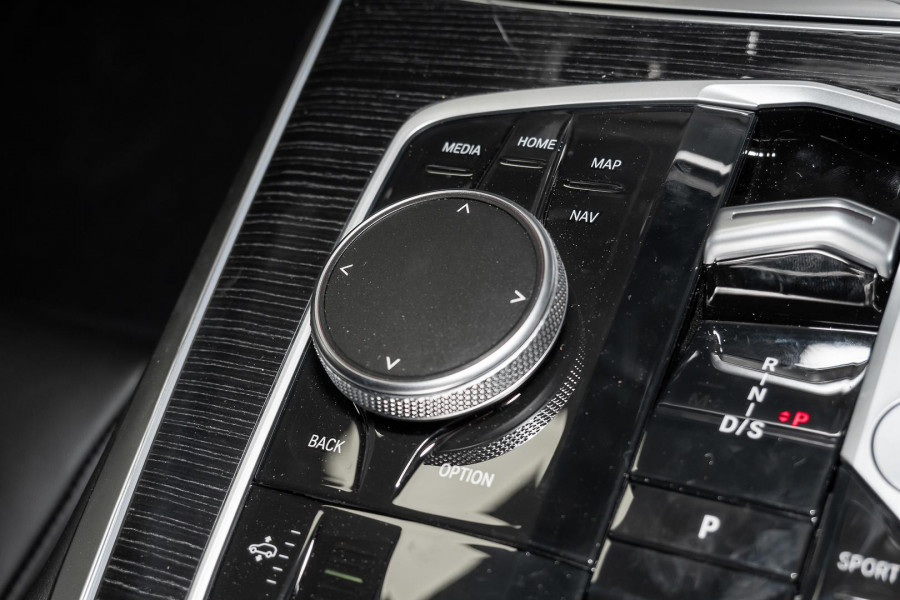 2025 BMW X7 G07 LCI xDrive40i M Sport SUV