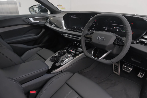 2025 Audi A5 B10 TFSI 200kW S line Sedan image 7