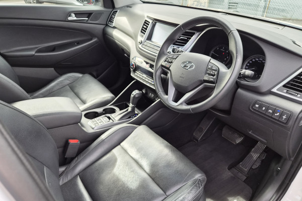 2016 Hyundai Tucson TLe Highlander SUV Image 12