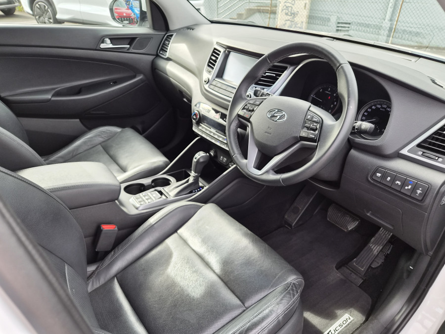 2016 Hyundai Tucson TLe Highlander SUV Image 12