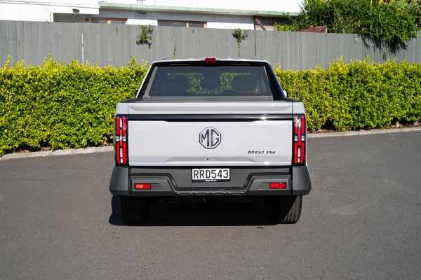 2025 MG U9 Vibe 2.5T AT Ute Image 5