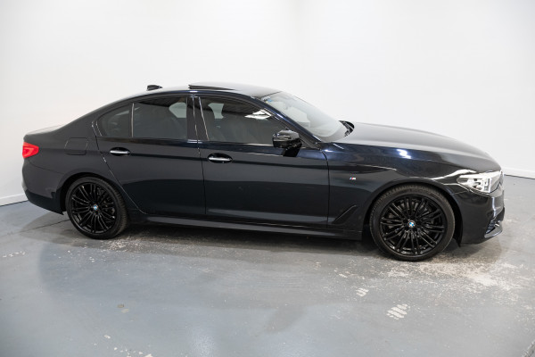 2019 BMW 5 Series 20i M Sport Sedan Image 7