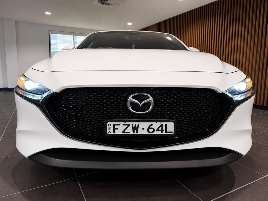 2026 Mazda 3 BP Series G20 Evolve Hatch Image 4